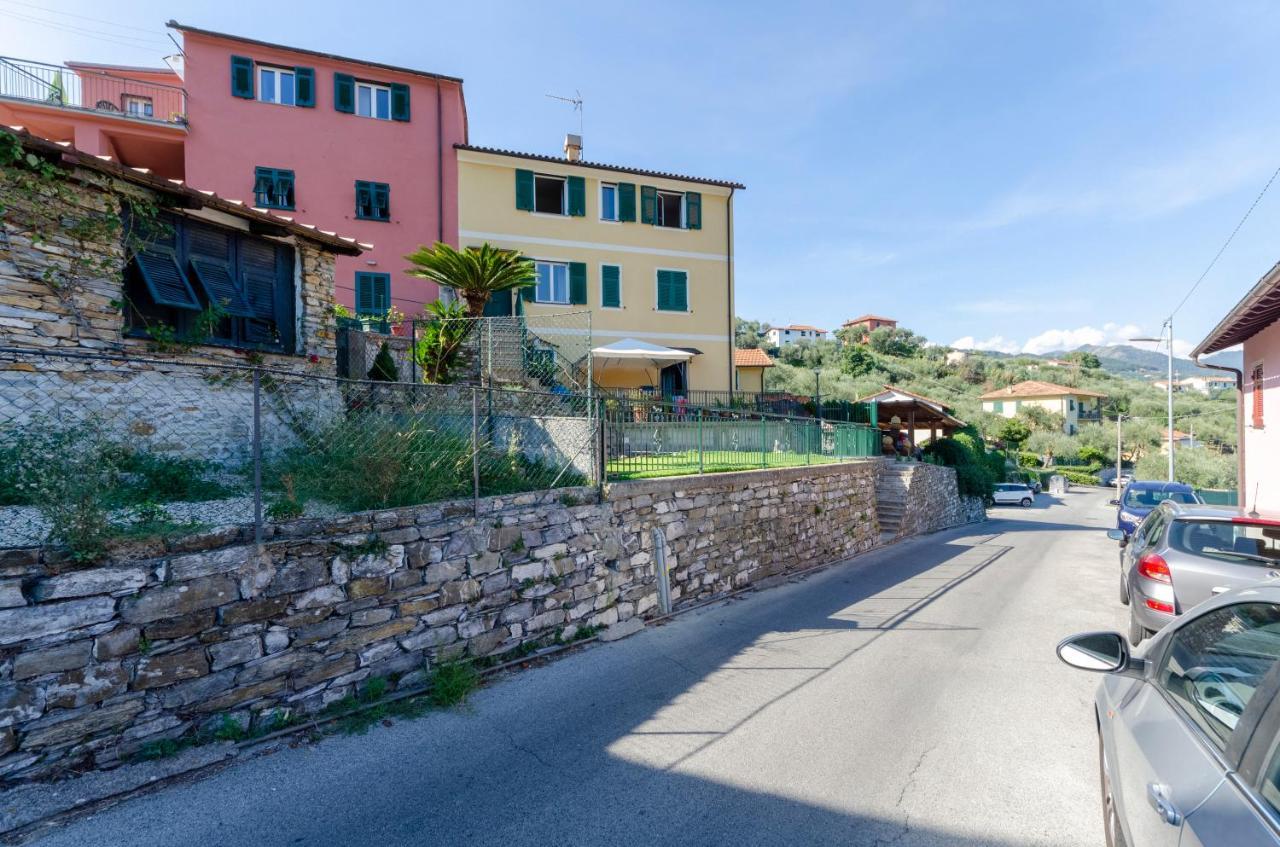 Alla Casa Rosa, Peaceful Apartment Surrounded By Greenery With Free Parking, Wifi & Air Conditioning Rapallo Exterior photo