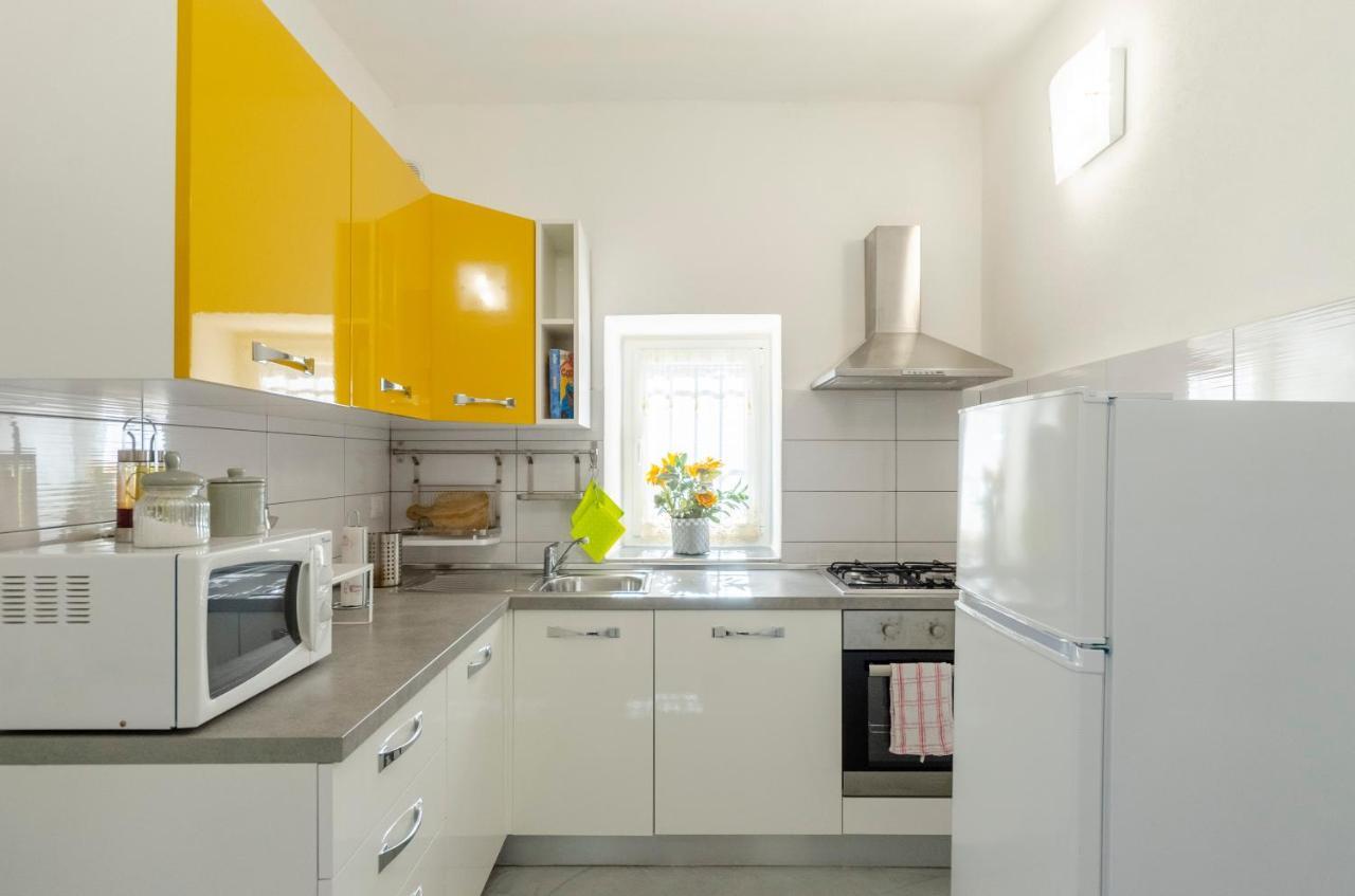 Alla Casa Rosa, Peaceful Apartment Surrounded By Greenery With Free Parking, Wifi & Air Conditioning Rapallo Exterior photo