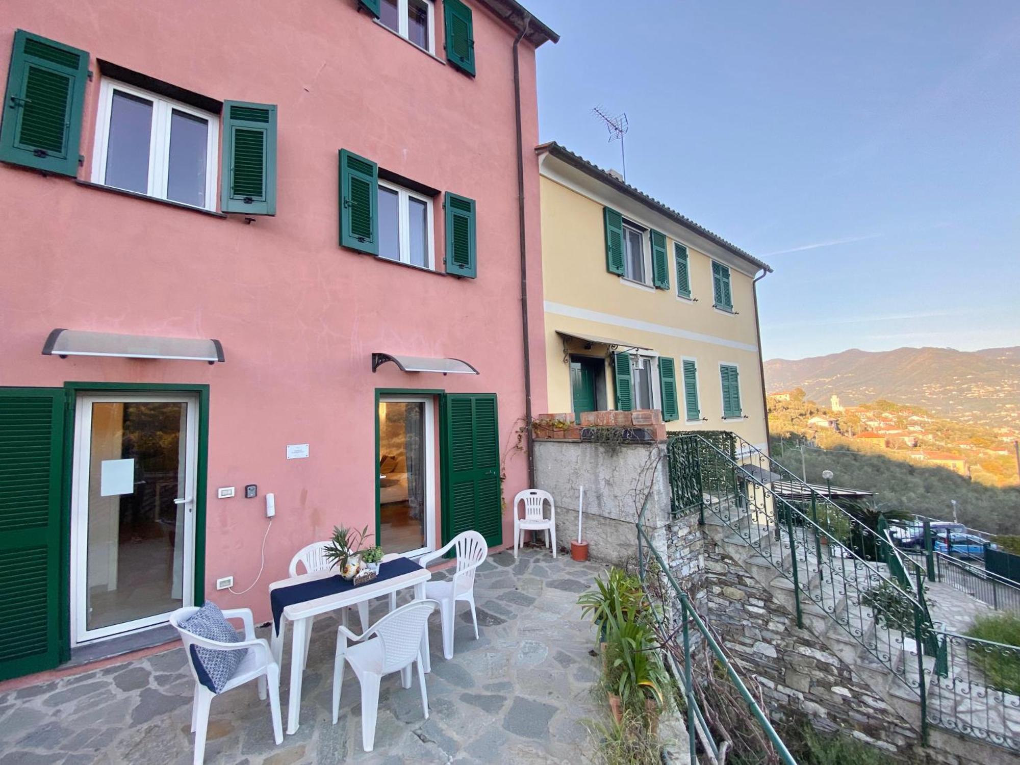 Alla Casa Rosa, Peaceful Apartment Surrounded By Greenery With Free Parking, Wifi & Air Conditioning Rapallo Exterior photo